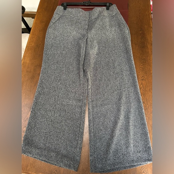 Women Dress Business Casual Work Pants Gray Tweed/ bootcut leg. Wide waistband. - Picture 2 of 8